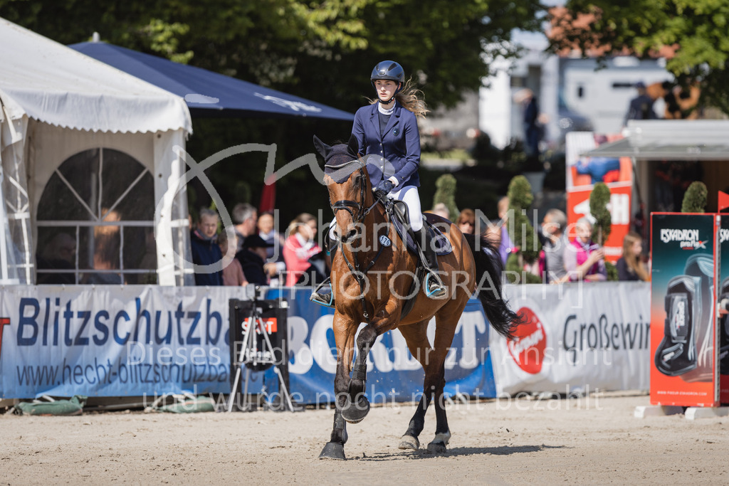 230519_MayDays_Stil-A2-U25-123 | Deine schönsten Turniermomente als professionelle Fotos! Entdecke hochwertige Pferdesport-Fotografie im Online-Shop. Jetzt Fotos finden & bestellen!