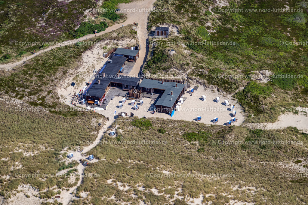 Sylt_List_Strandsauna_ELS_6528130825 | LIST 13.08.2025 Strandsauna List mit Sand- Dünen- und Wanderdünen- Landschaft in List auf Sylt im Bundesland Schleswig-Holstein, Deutschlan. // Strandsauna List with sand dunes and shifting dunes landscape in List on Sylt in the federal state of Schleswig-Holstein, Germany. Foto: Martin Elsen