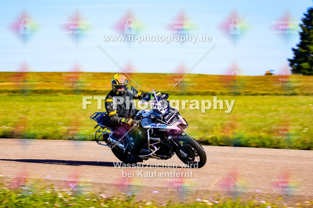 030-1378 | Hier findet Ihr Bilder von Touristenfahrten auf der Nürburgring Nordschleife oder von anderen Veranstaltungen die ich besucht habe. Viel Spass beim Durch Schauen 