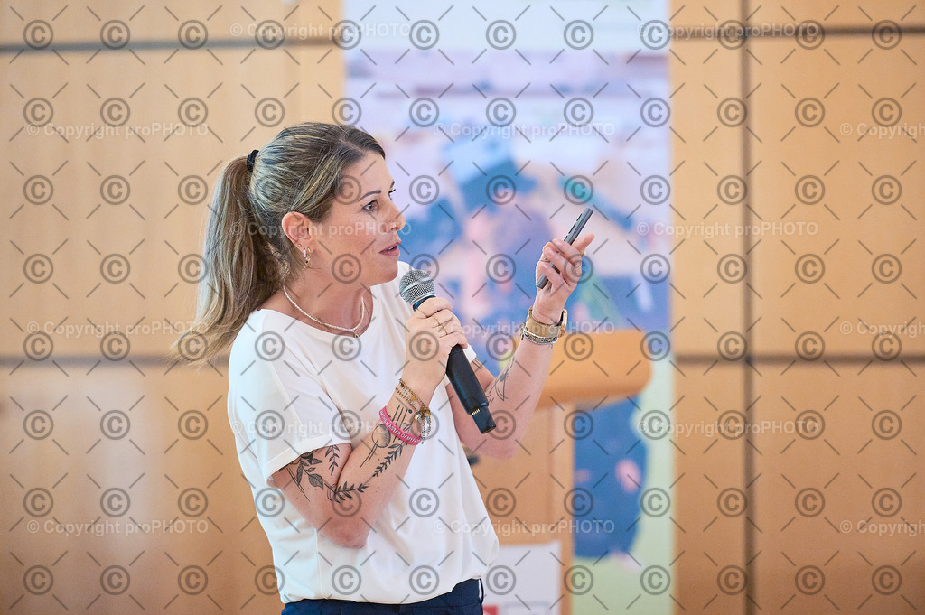 227_202509_EmployerBranding_NZ6_0003 | proPHOTO - Realisiert mit Pictrs.com