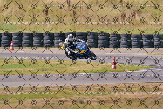 26bt05-0658 | markuskiefer.com - Realisiert mit Pictrs.com