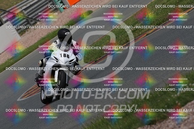 2016-07-01-PBK-5078 | Sportfotografie; SlowMotion; Video; Rennstrecke; Hafeneger; RSE; Speer; Trackday; Motorsportarena; Hockenheimring; Brno; Most; Barcelona; Valencia, Benny; Kaetzmer;
