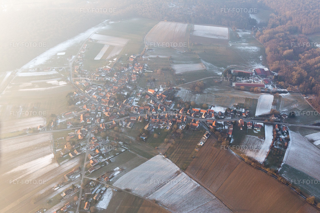 Luftbild: Ortsansicht in Retschwiller im Bundesland Bas-Rhin in Frankreich. Foto: IMG_096370.jpg vom 21.01.2017 durch Werner Riehm/FLY-FOTO.de