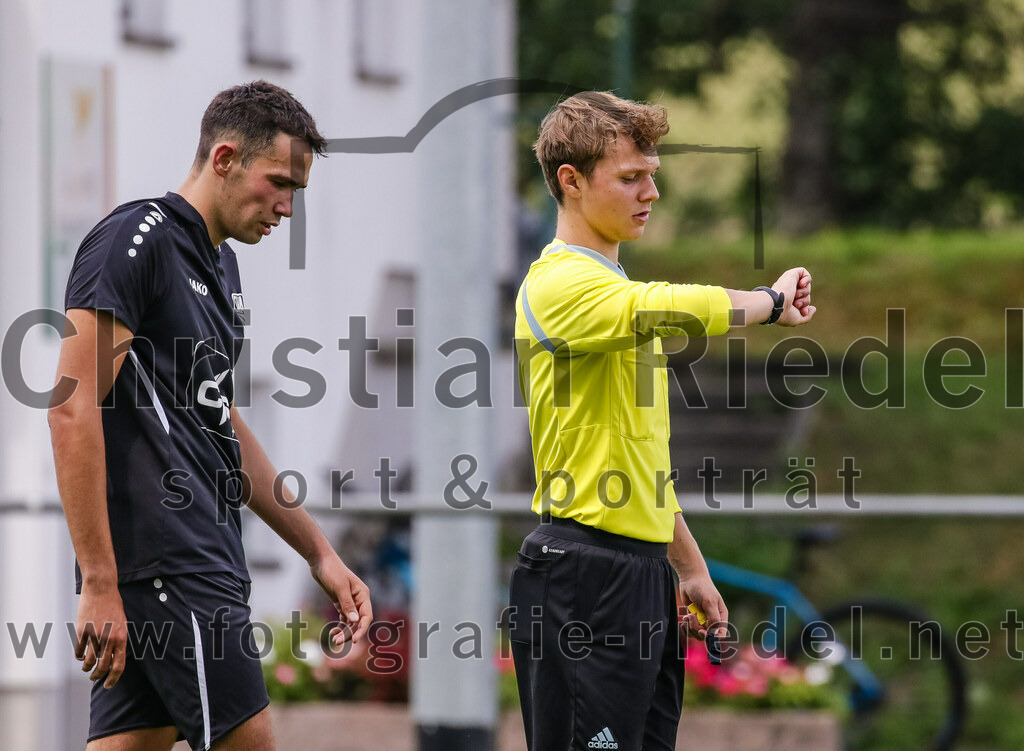 2023-07-30_019_FC_Lengdorf_II_gegen_SG_Anzing_Parsdorf | Lengdorf, Deutschland, 30.07.2023:
Fußball, Kreisliga 2023 / 2024, 1. Spieltag, FC Lengdorf gegen SpVgg Altenerding, Endergebnis: 0:1

Foto: Christian Riedel / fotografie-riedel.net