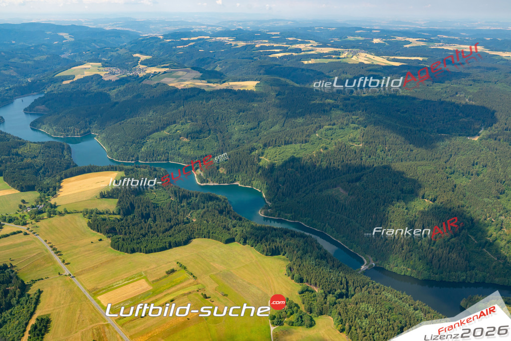 Die Luftbildaufnahme Ködeltalsperre - Nordhalben wurde 2018 mittels Flugzeug (keine Drohne) erstellt. Perfekte Schärfe und Druck- Auflösung- Garantiert!