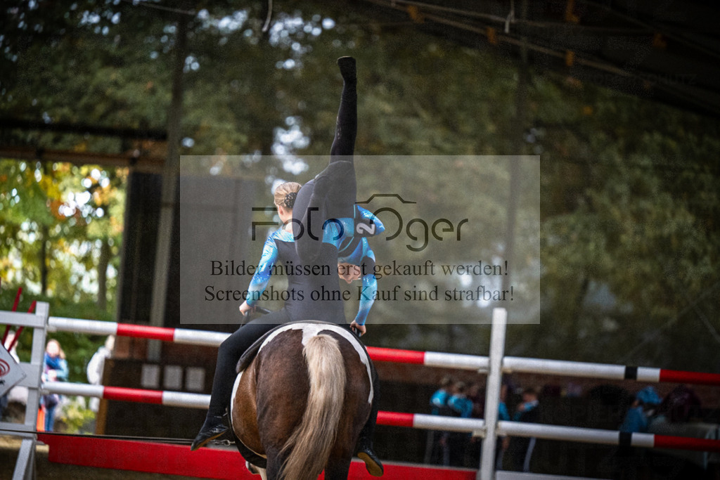 DOS_0263 | Entdecke hochwertige Reitturnierfotos von Foto Oger. Professionell, emotional und authentisch – jetzt Lieblingsmomente im Shop bestellen.Deutschlandweite Turnierfotografie. - Realisiert mit Pictrs.com