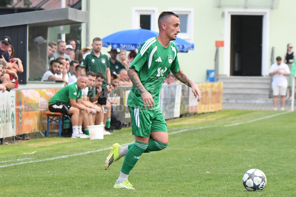 SpVgg Niederalteich : TSV Regen | Philipp Peter (SpVgg Niederalteich #26) - Realisiert mit Pictrs.com