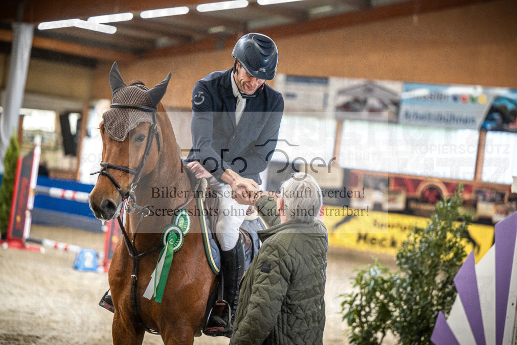 DOS_B1423 | Entdecke hochwertige Reitturnierfotos von Foto Oger. Professionell, emotional und authentisch – jetzt Lieblingsmomente im Shop bestellen.Deutschlandweite Turnierfotografie. - Realisiert mit Pictrs.com