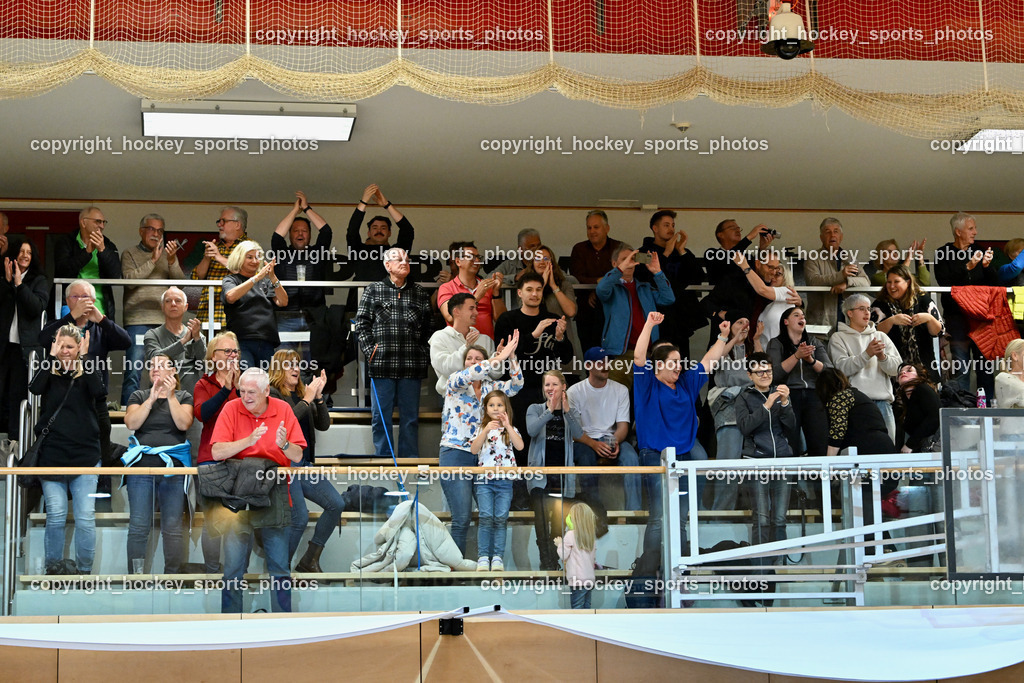 SC Ferlach vs. roomz JAGS Vöslau | SC Ferlach Fans, Besucher Ballspielhalle Ferlach, SC Ferlach vs. roomz JAGS Vöslau, SC Ferlach vs. roomz JAGS Vöslau am 08.11.2025 in Ferlach (Ballspielhalle Ferlach), Austria, (Photo by Bernd Stefan)