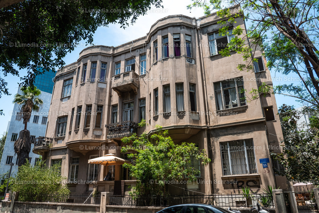 10972-10157 - Tel Aviv - Rothschild Boulevard | Stockfoto und Bilderpool mit Bildmaterial aus Deutschland, dem Harz, Halberstadt, Quedlinburg, Wernigerode und weltweit. Qualitativ hochwertige und professionelle Fotos anschauen und kaufen. - Realisiert mit Pictrs.com