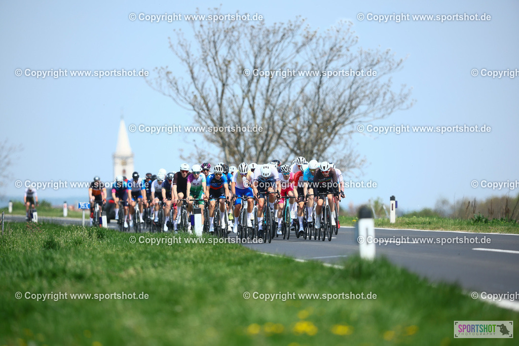 389_TRA55587 | Neusiedlersee Radmarathon 2026@sportshot_your_pictrs #yourpictures#roadtowm2029 #nrm #neusiedlerseeradmarathon #neusiedlersee #neusiedlerseetourismus #burgenland #mörbisch #nrm26 #burgenlandtourismus #voglundco #poweredbyburgenlandtourismus #radsport #rad #marathon #ucigranfondo #visitburgenland #ucigranfondoworldseries