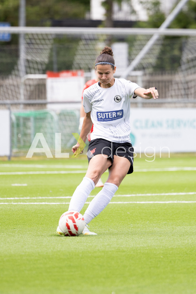 Fußball I Frauen I Saison 2025-2026 I Frauen 3. Liga | FVRZ Gruppe 2 | 18. Spieltag I Spielvereinigung Schaffhausen Damen 1 - Team Furttal Zürich I 17.05.2026 | Hochwertige Sportfotos kaufen & lizenzieren für Medien, Vereine, Agenturen & Sportler:innen. Entdecke professionelle Sportfotografie im Bildshop von Alexander Franzen. - Realisiert mit Pictrs.com