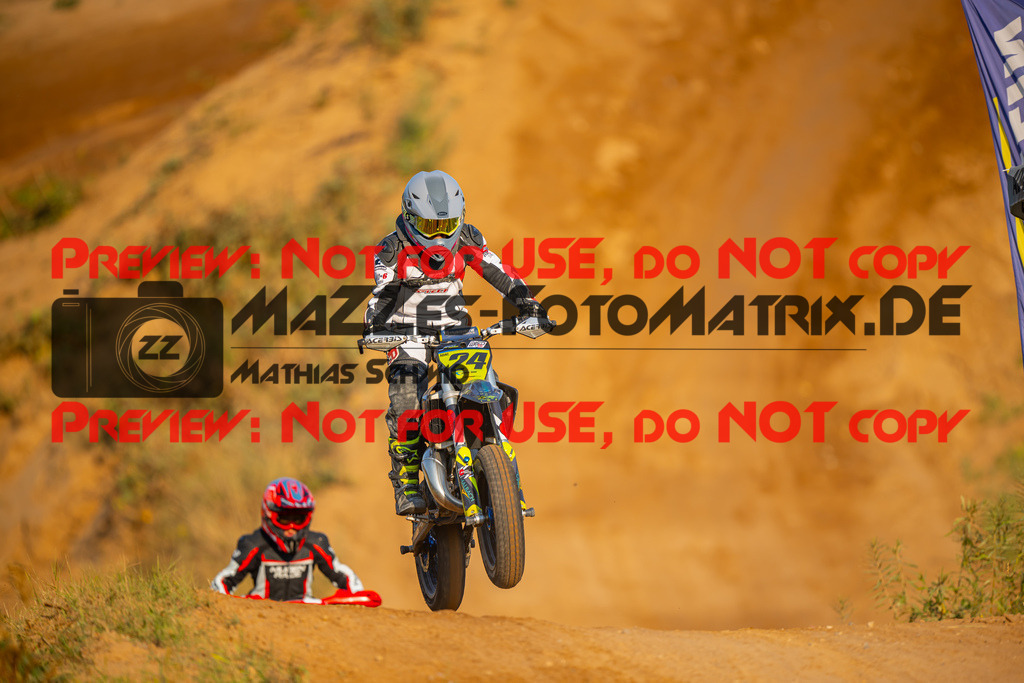 MaZZes-Fotomatrix-20260815-598700 | ROOKIES