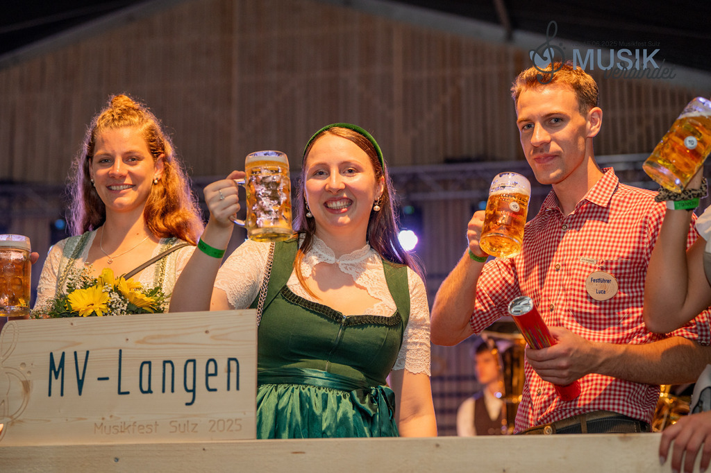 DSC_4939 | "Fussifoto.com – Ihr Ansprechpartner für hochwertige Fotografie! Entdecken Sie kreative Bilder und professionelle Dienstleistungen. Kontaktieren Sie uns für Ihre Projekte!"