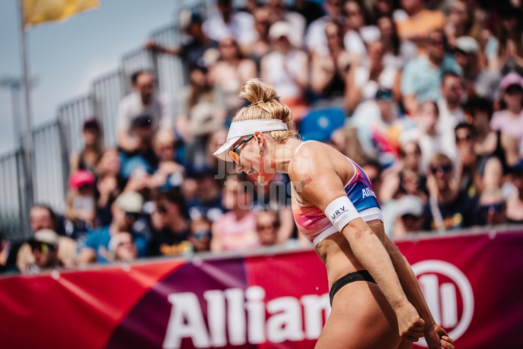 Beachvolleyball | Männer | Allianz German Beach Tour 2025 | Tourstop Hamburg | 31.05.2025 | Linda Bock jubelt
