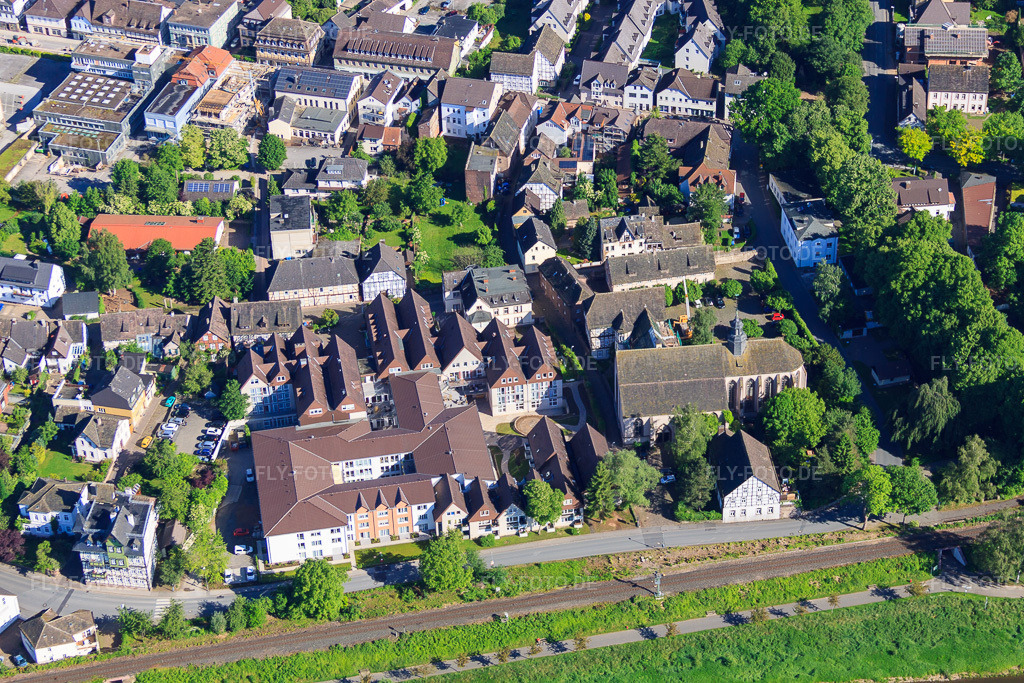 Luftbild: Bachstr in Höxter im Bundesland Nordrhein-Westfalen in Deutschland. Foto: IMG_65761.jpg vom 25.05.2014 durch Werner Riehm/FLY-FOTO.de