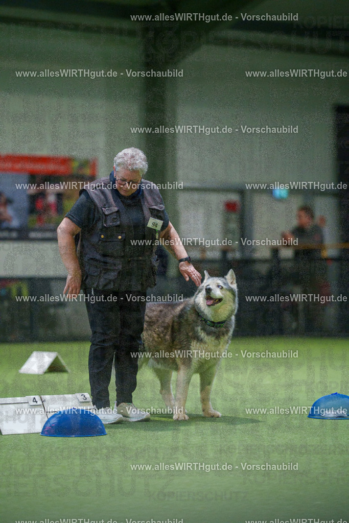 7R504383 | Professionelle Tierfotografie in Mönchengladbach von Daniel Wirth (allesWIRTHgut). Liebevolle & natürliche Bilder von Hunden & Katzen für unvergessliche Erinnerungen.