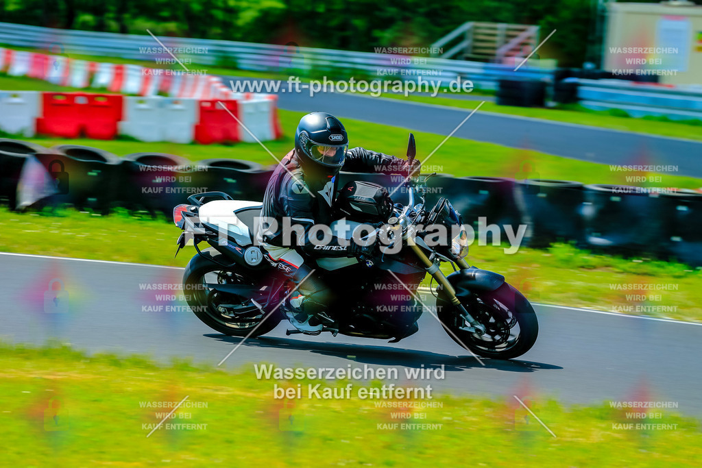 _NBG4617 | Hier findet Ihr Bilder von Touristenfahrten auf der Nürburgring Nordschleife oder von anderen Veranstaltungen die ich besucht habe. Viel Spass beim Durch Schauen 