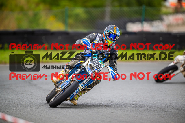 MaZZes_FotoMatrix_230813_6653 | UE40