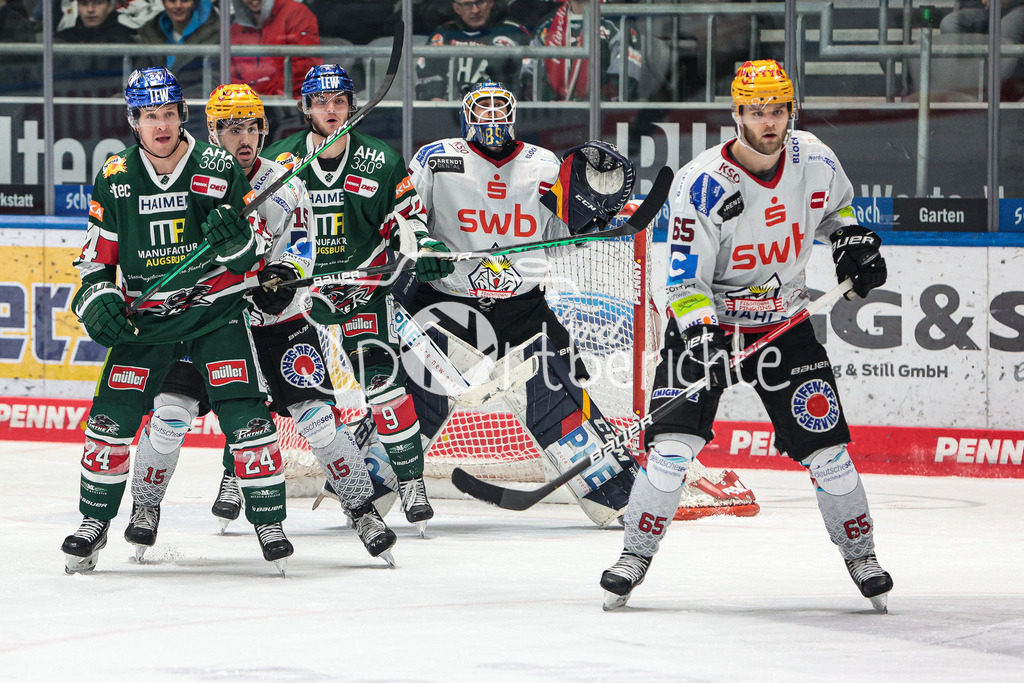 Augsburger Panther - Fischtown Pinguins Bremerhaven | Viel Verkehr vor der Tor von Niklas Stefan SVEDBERG (BHV #35)
