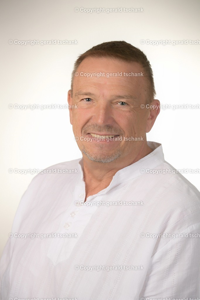 DSC_2184 | Wählen Sie hier bitte Ihr bestes Foto aus, mit diesem Bild wird Ihr Set produziert. Sollten Sie kein Bild wählen oder mehrere suchen wir das Beste aus!