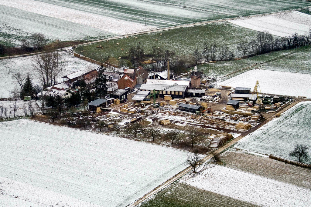 Luftbild: Schaidter Mühle im Winter bei Schnee im Ortsteil Schaidt in Wörth im Bundesland Rheinland-Pfalz in Deutschland. Foto: IMG_5240.jpg vom 26.01.2007 durch Werner Riehm/FLY-FOTO.de