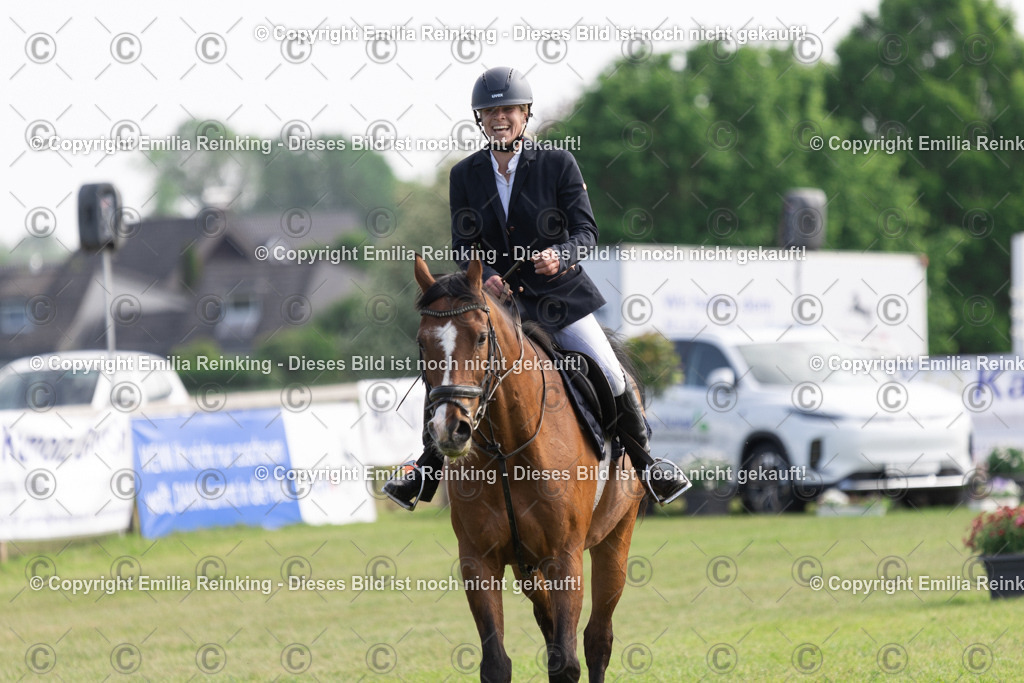 CL5A1109 | Emilia Reinking Fotografie - Realisiert mit Pictrs.com