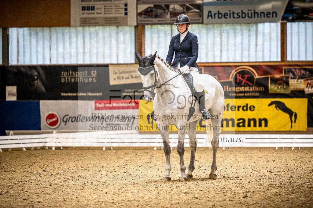 DOS_4591 | Entdecke hochwertige Reitturnierfotos von Foto Oger. Professionell, emotional und authentisch – jetzt Lieblingsmomente im Shop bestellen.Deutschlandweite Turnierfotografie. - Realisiert mit Pictrs.com