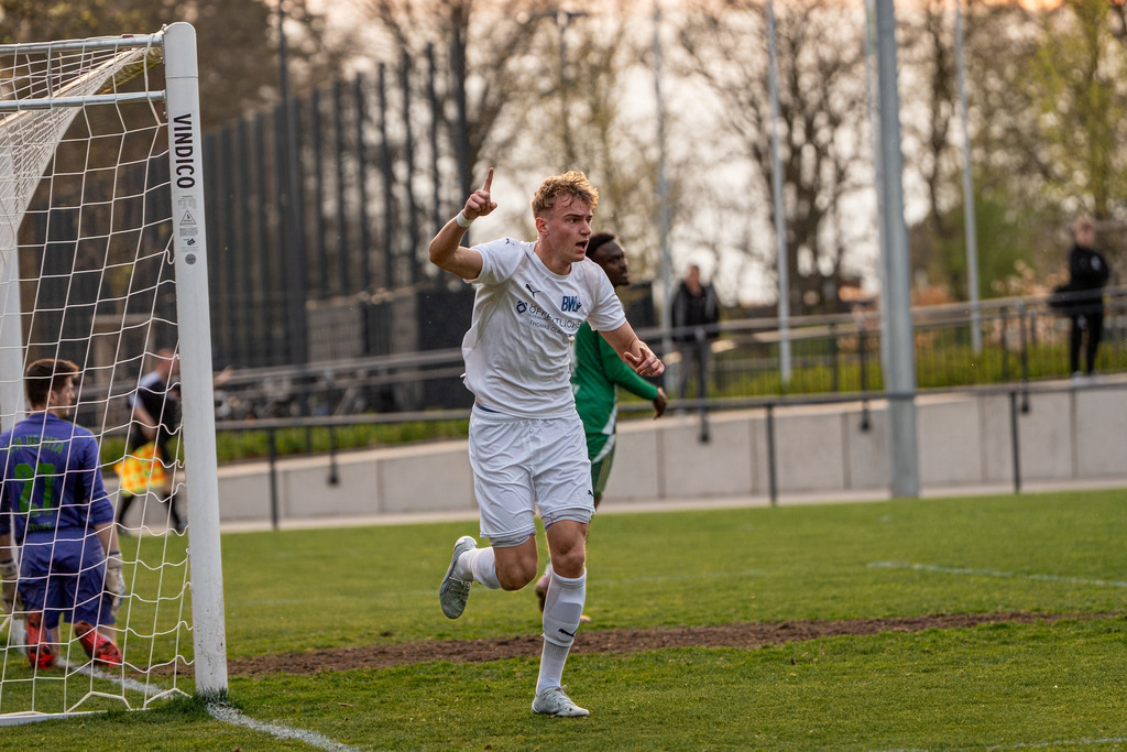 Fußball I Herren I Saison 2025-2026 I Landesliga Weser-Ems I 23. Spieltag I SFN Vechta - BW Lohne II I 01421 | jns.sportfotos - Realisiert mit Pictrs.com