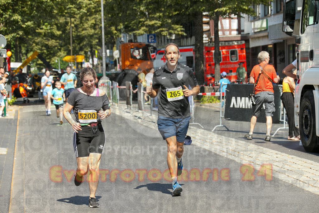 250621_1048_EX1_2615 | Sportfotografie im Rhein-Sieg Kreis, Köln, Bonn, NRW, Rheinland Pfalz, Hessen, etc. Unser Tätigkeitsfeld umfasst den Laufsport vom Volkslauf über den Marathon, Duathlon, Triathon bis zum Ultralauf wie Kölnpfad Ultra oder Schindertrail.