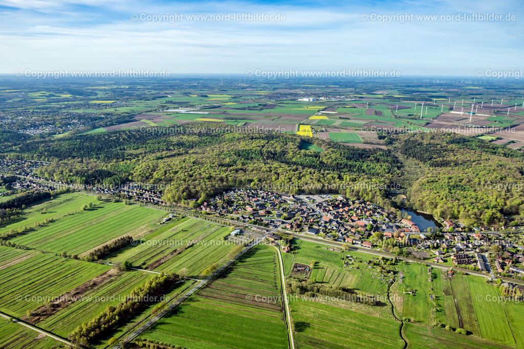 Hedendorf_Neukloster_ELS_4925010523 | HEDENDORF 01.05.2023 Siedlungsgebiet und Infrastruktur Neukloster und Hedendorf im Bundesland Niedersachsen, Deutschland. // The district Neukloster and Hedendorf in the state Lower Saxony, Germany. Foto: Martin Elsen