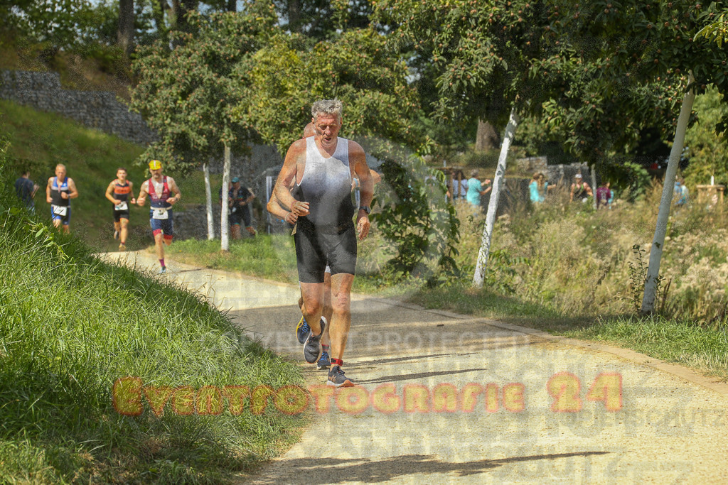 250824_1337_EX1_2995 | Sportfotografie im Rhein-Sieg Kreis, Köln, Bonn, NRW, Rheinland Pfalz, Hessen, etc. Unser Tätigkeitsfeld umfasst den Laufsport vom Volkslauf über den Marathon, Duathlon, Triathon bis zum Ultralauf wie Kölnpfad Ultra oder Schindertrail.