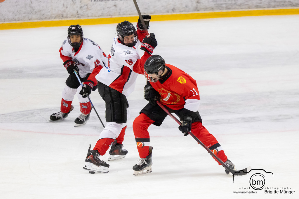 Tyresö Hanviken Hockey vs IFK Täby HC_570A0382 | Preseason U18 Regional Herr Östra - Realisiert mit Pictrs.com