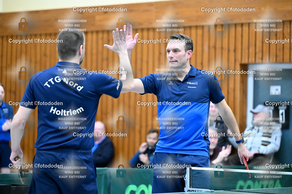 DSC_9476 | Ingo Voß / TTG Nord Holtriem (links)  Sebastian Fengler / TTC Wiesmoor (rechts) 