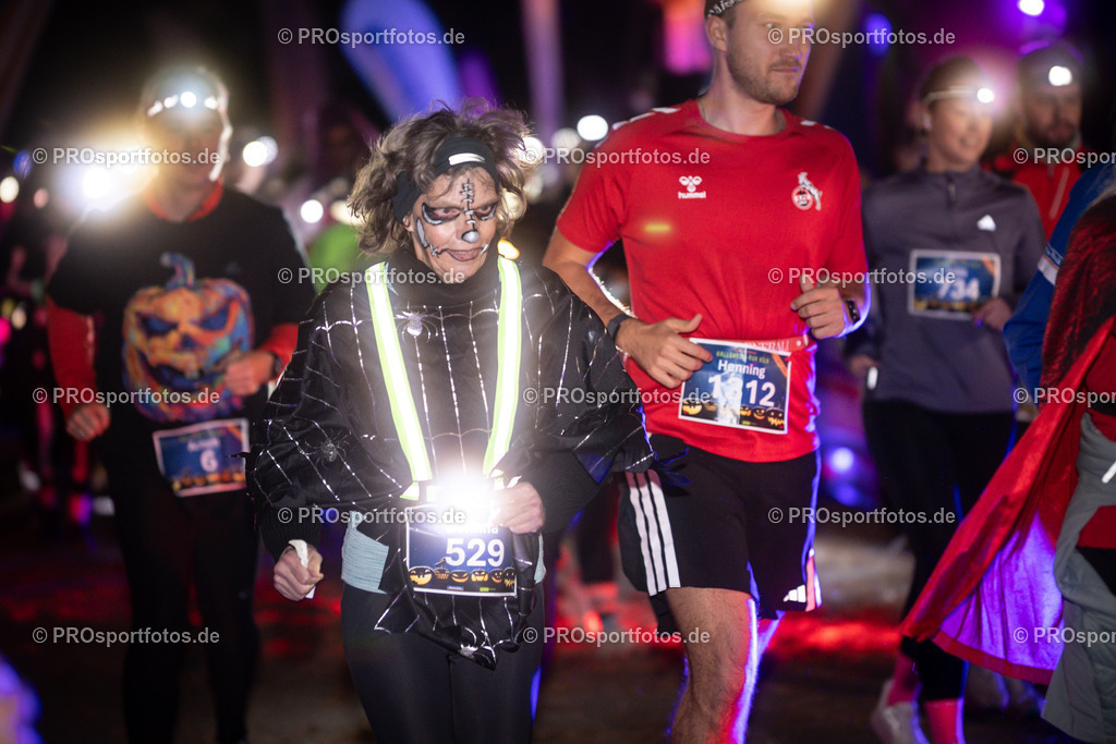 Halloween Run 2025 in Koeln, 31.10.2025 | Impressionen vom Halloween Run 2025 am 31.10.2025 in Koeln (Forstbotanischer Garten Rodenkirchen). Foto: Axel Kohring/Beautiful Sports