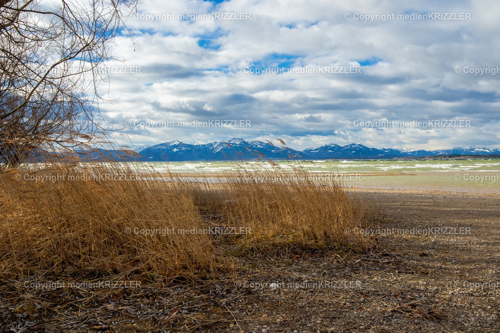 _07A6684 | Sturmböen am Chiemsee - Realisiert mit Pictrs.com