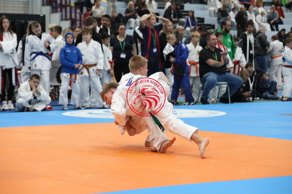 1J7A2827 | Fotos vom Adler Cup - Pictures from Adler Cup

Hier findet Ihr alle Eindrücke und großen Momente der Adler Cup Wochenenden. Here you will find all impressions and great moments of the Adler Cup weekends. - Realisiert mit Pictrs.com