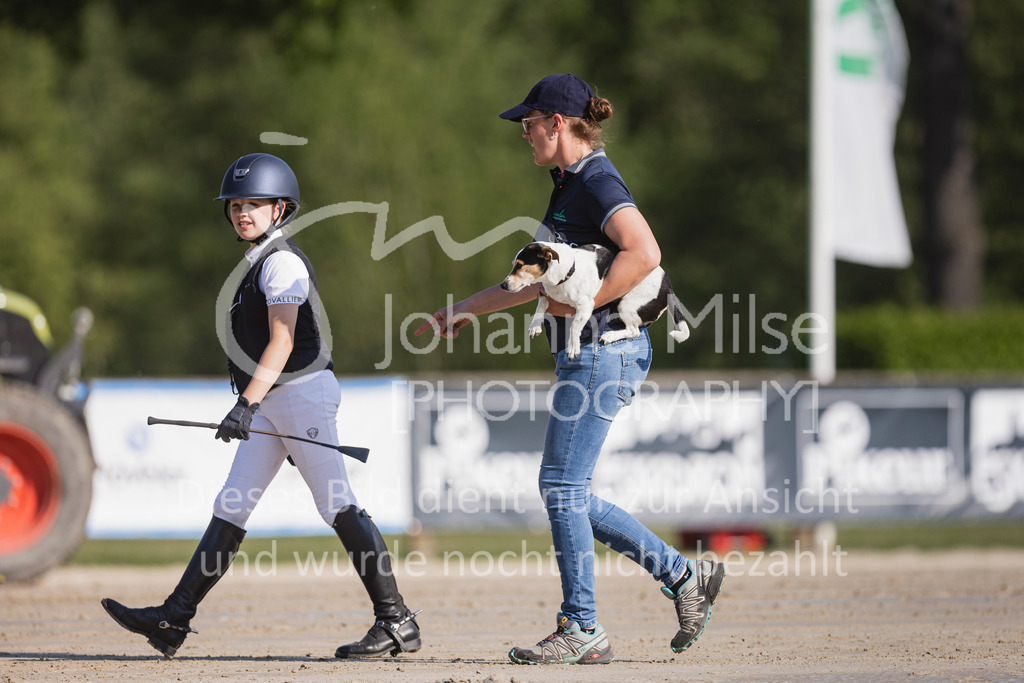 250501_MünsterHandorf_PonyTrophy-204 | Deine schönsten Turniermomente als professionelle Fotos! Entdecke hochwertige Pferdesport-Fotografie im Online-Shop. Jetzt Fotos finden & bestellen!