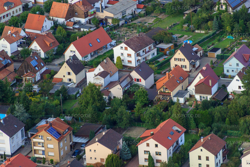 Luftbild: Waldstr in Kandel im Bundesland Rheinland-Pfalz in Deutschland. Foto: IMG_32837.jpg vom 03.09.2010 durch Werner Riehm/FLY-FOTO.de