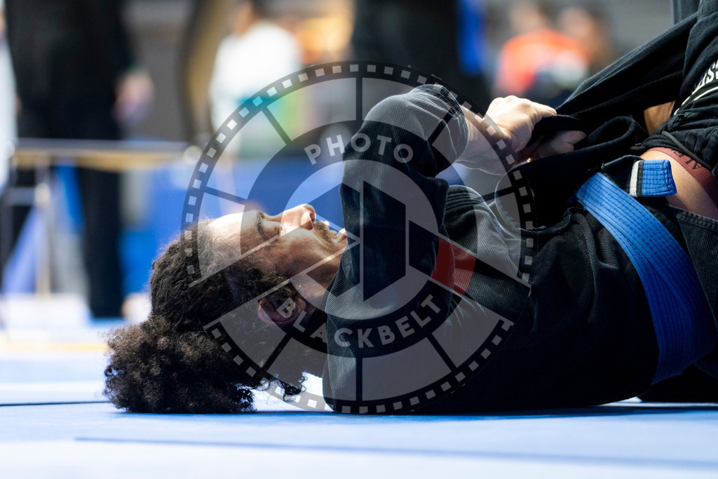 20240121PBB5327 | Fighters compete during the second day of the IBJJF European Championship in Paris, France, on January 21, 2024.