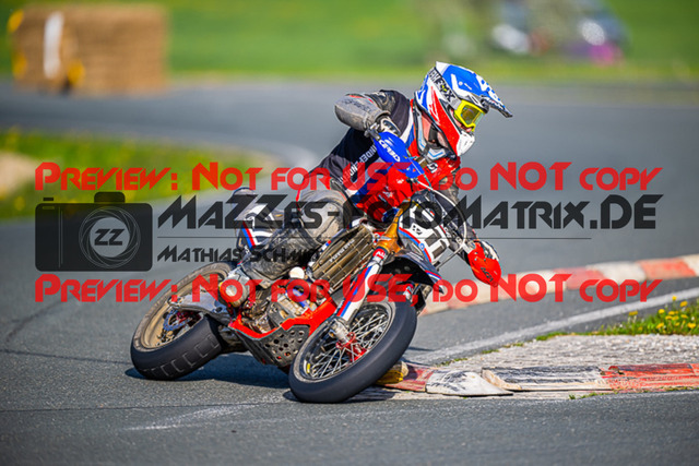 MaZZes_FotoMatrix_230506_2-432 | UE40