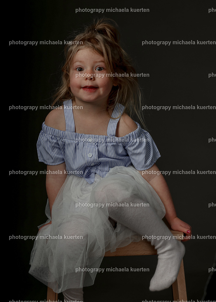 kita-fotograf-augsburg-5 | Moderne Kindergarten- & Schulfotografie aus Augsburg – natürliche Porträts, Gruppenbilder & DSGVO-konformer Online-Shop für Kitas & Schulen in Bayern und Süddeutschland - Österreich - Schweiz