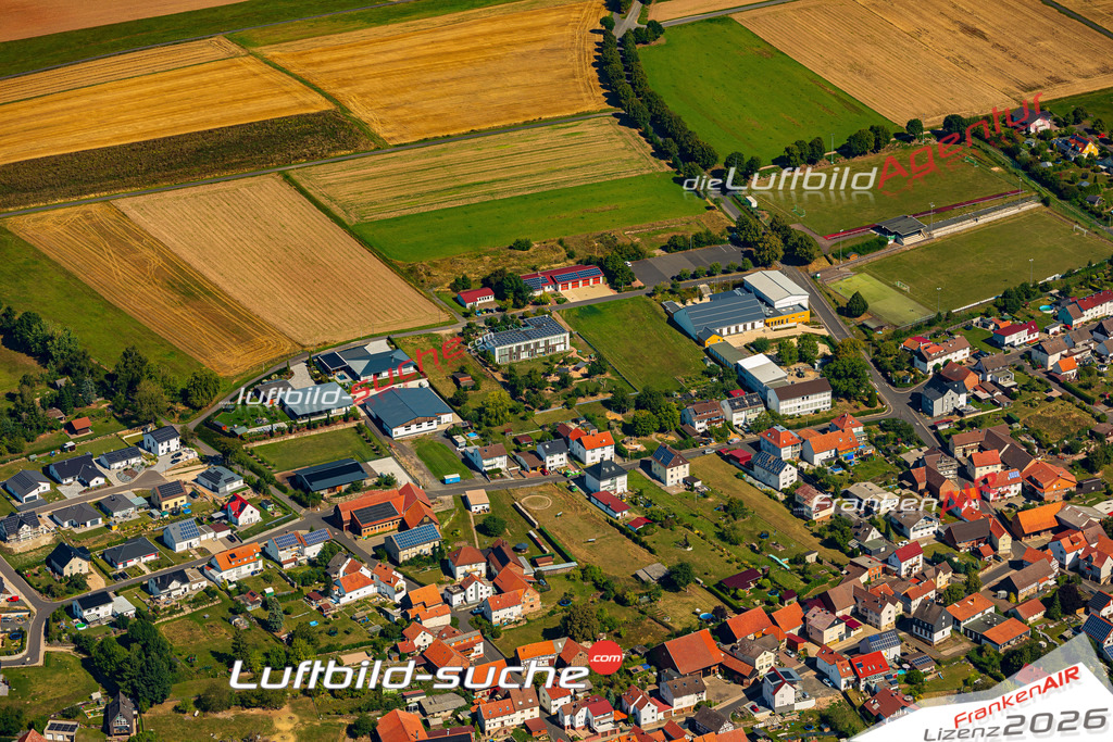 Vs Google Maps Friedewald - Die Luftaufnahme wurde 2025 vom UL-Flugzeug heraus erstellt ( keine Drohnenaufnahme ) - Hochauflösende Luftaufnahme - für Wandbilder und großformatige Ausdrucke geeignet. Das besondere Geschenk!Hier alle&nbsp;Infos zur Lizenzierung der LuftaufnahmeWir fliegen auch dieses Jahr wieder in Ihre Region um Luftbilder zu erstellen.- Luftbild anfragen