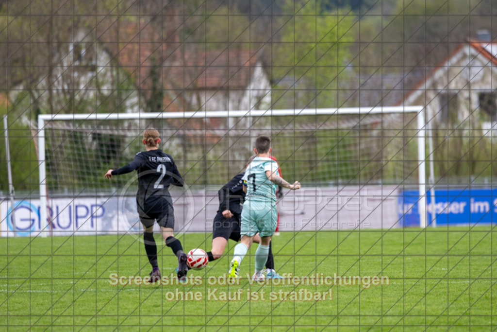 20260419_131804_0141 | #,1.FC Donzdorf (schwarz) vs. SGM Oppenweiler-Sulzbach (türkis), Fussball, Frauen-Verbandsliga Württemberg, 16. Spieltag, Saison 2025/2026, Rasenplatz Lautertal Stadion, Süßener Straße 16, 73072 Donzdorf, 19.04.2026 - 13:00 Uhr,Foto: PhotoPeet / Sport- &amp; Eventfotografie / Peter Harich