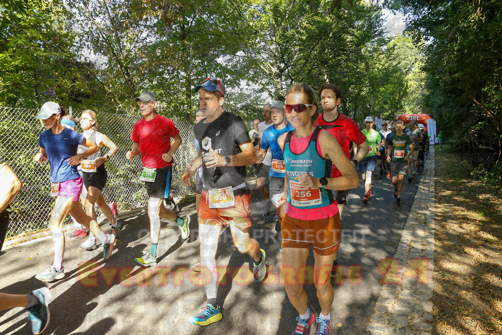 230917_1101_EX1_6798 | Sportfotografie im Rhein-Sieg Kreis, Köln, Bonn, NRW, Rheinland Pfalz, Hessen, etc. Unser Tätigkeitsfeld umfasst den Laufsport vom Volkslauf über den Marathon, Duathlon, Triathon bis zum Ultralauf wie Kölnpfad Ultra oder Schindertrail.