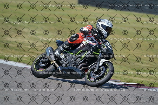 26BT02-0871 | markuskiefer.com - Realisiert mit Pictrs.com