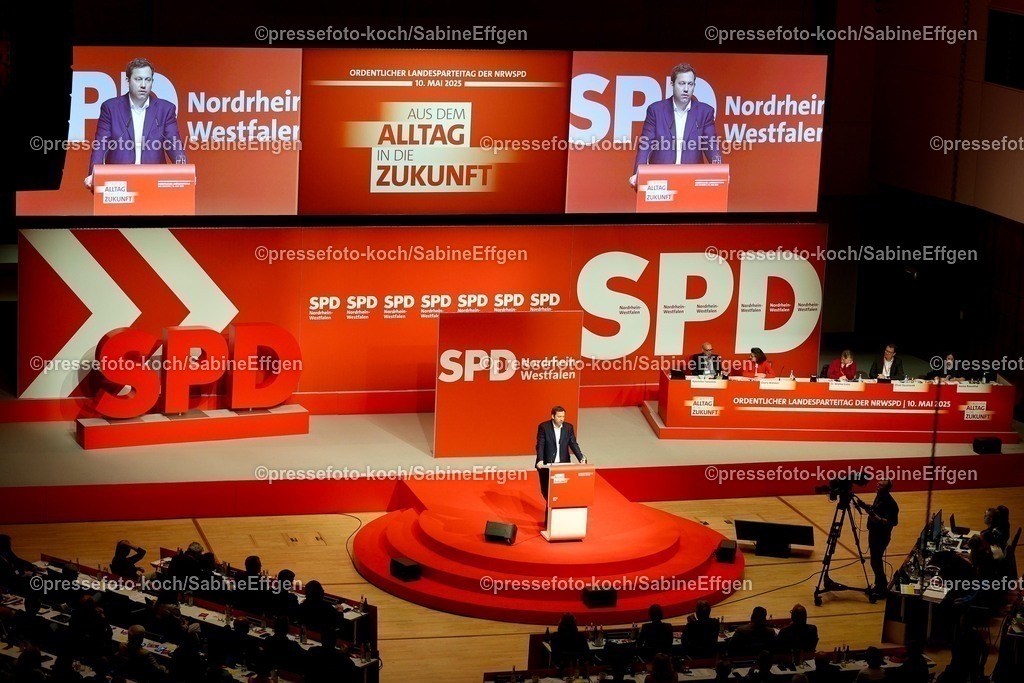 xSEF10052501032 | 10.05.2025, xsefx, Rede des Vizekanzlers und Finanzministers Lars Klingbeil auf dem Landsparteitag der NRWSPD 2025 in der Mercatorhalle in Duisburg mit dem Motto - Aus dem Alltag in die Zukunft