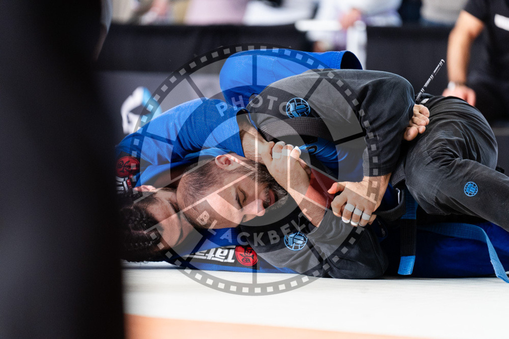 20251122PBB12449 | Athletes compete during the Grappling Industries Berlin Jiu-Jitsu and Grappling Championship, on November 22, 2025 in Berlin, Germany. © photoblackbelt