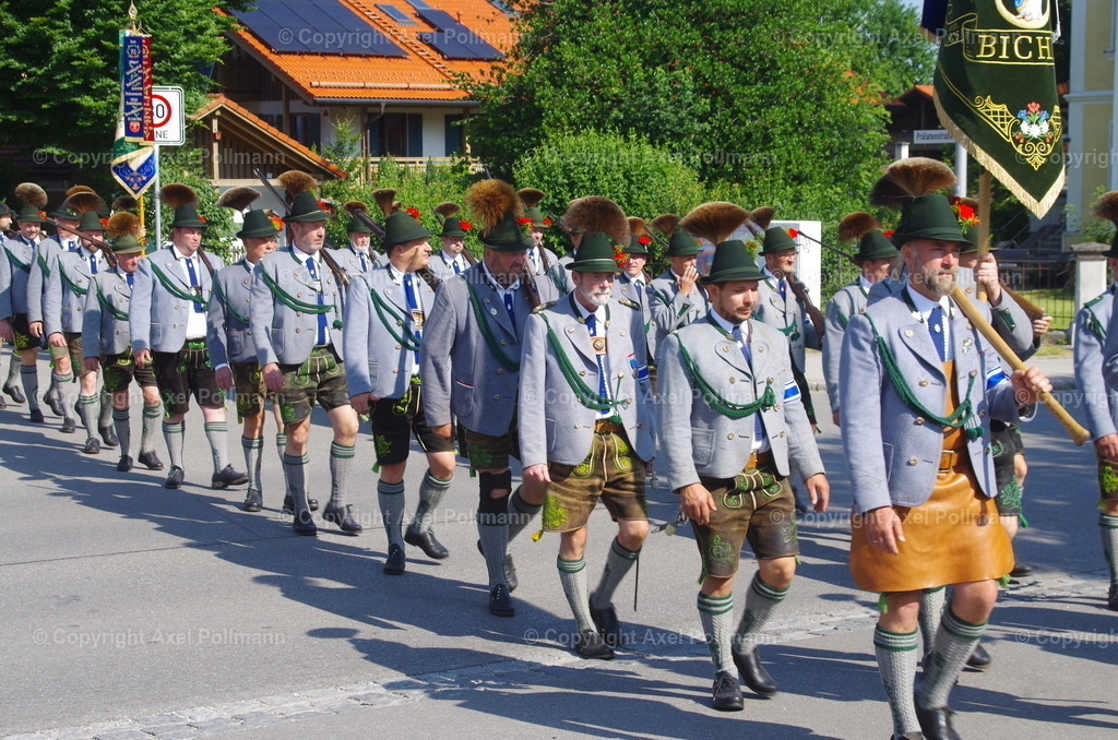 IMGP3144 | fotografiert von Axel PollmannLeonhardi Wallfahrt Benediktbeuern und Murnau, Fronleichnam, Fasching, Landschaft im Loisachtal und Benediktbeuern  - Realisiert mit Pictrs.com