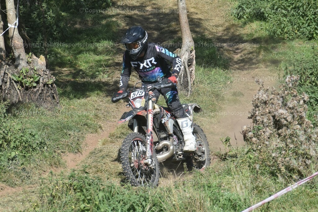 DSC_0151 | Sportfotografie , Motorsport, Motoross, Reitsport, Mointainbike, Enduro,
Landschaft , Outdoor, Eventfotografie, Landschaft, Bilder online bestellen - Realisiert mit Pictrs.com